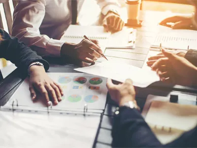 Perbedaan lantai SPC dan lantai kayu